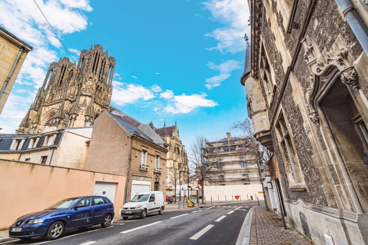 Tournelles Vue Cathedrale- Maison Climatisee Du Xvie Siecle Classee Lägenhet Reims Exteriör bild